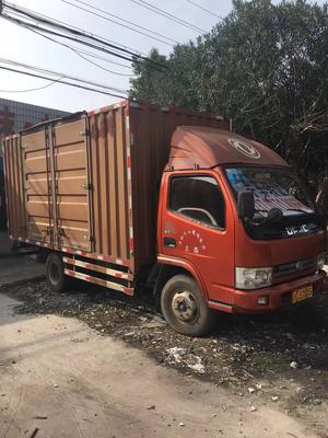 低价出售东风4.2米厢式货车