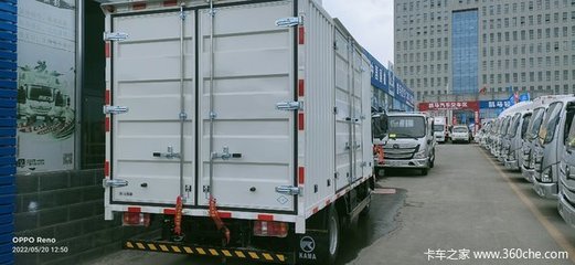 乌鲁木齐李总喜购4米2油气两用厢式货车
